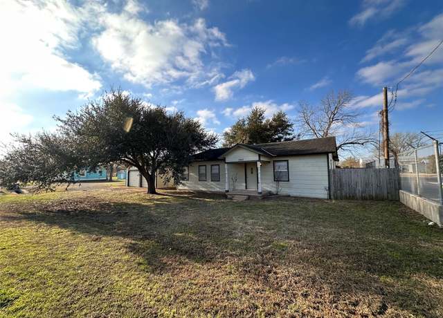 Property at 3997 Fm 535, Red Rock, TX 78662, 3 beds, 2 baths