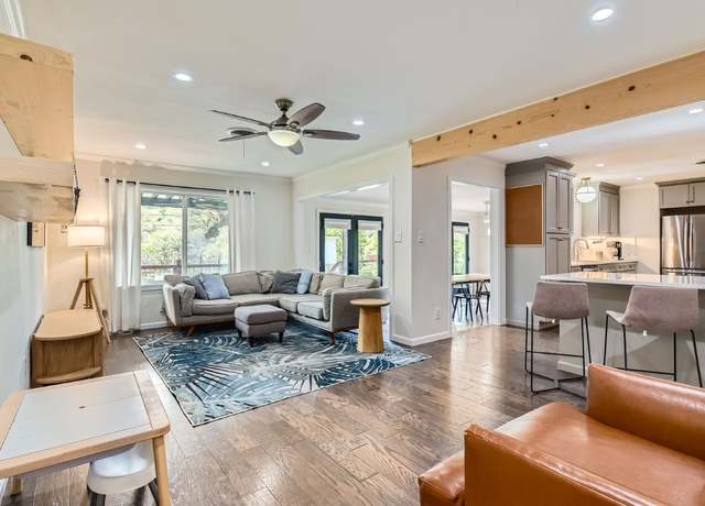 Property at 1713 Mariposa Dr, Austin, TX 78741, 3 beds, 2 baths