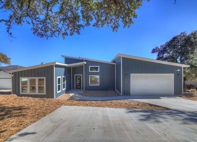 Property at 307 Lorne Rd, Canyon Lake, TX 78133, 4 beds, 3 baths
