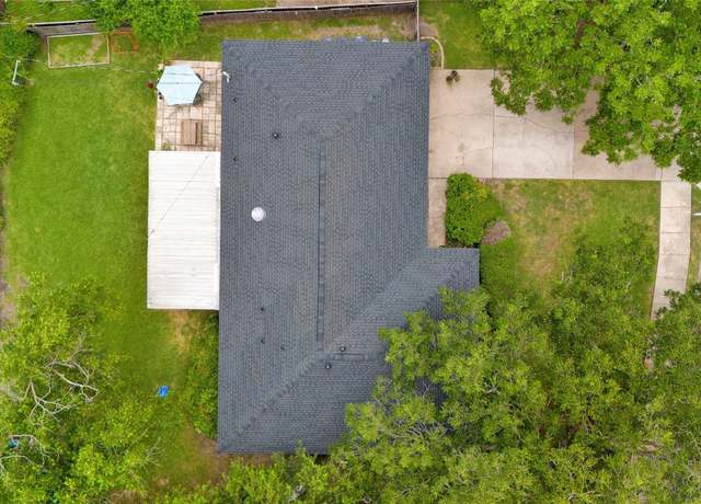 Property at 5724 Wellington Dr, Austin, TX 78723, 4 beds, 2 baths