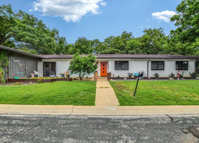 Property at 1601 E 19th St, Georgetown, TX 78626, 4 beds, 2 baths