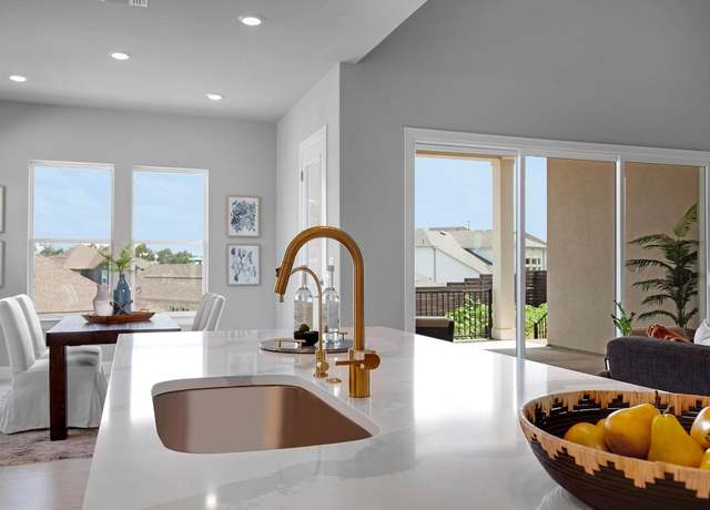 Property at 16909 Roselin Dr, Austin, TX 78738, 5 beds, 4.5 baths