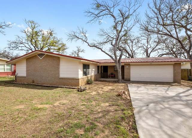 Property at 126 Lakeview Dr, Buchanan Dam, TX 78609, 3 beds, 2 baths