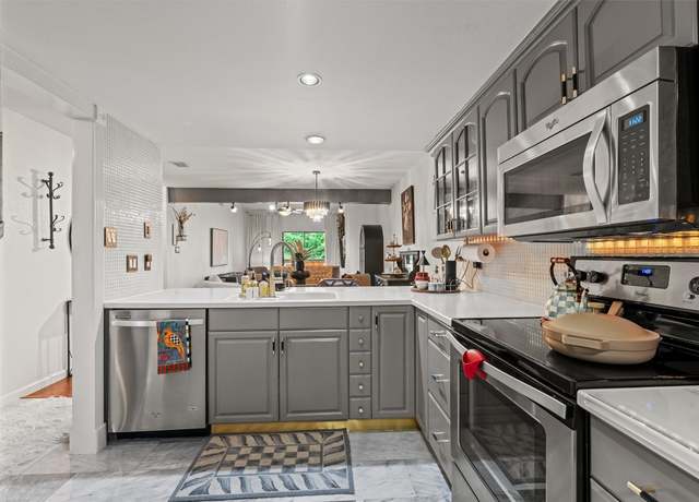 Property at 7211 Lakewood Dr Unit K135, Austin, TX 78750, 3 beds, 2 baths