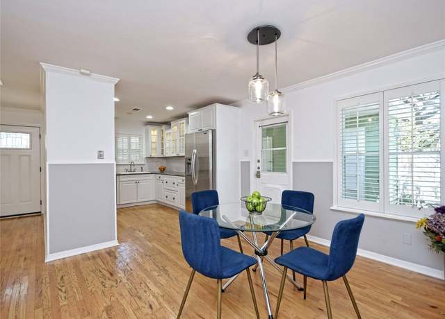 Property at 3103 S Oak Dr, Austin, TX 78704, 3 beds, 2 baths