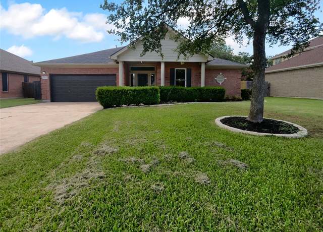 Property at 307 Steeplechase Dr, Georgetown, TX 78626, 3 beds, 2 baths
