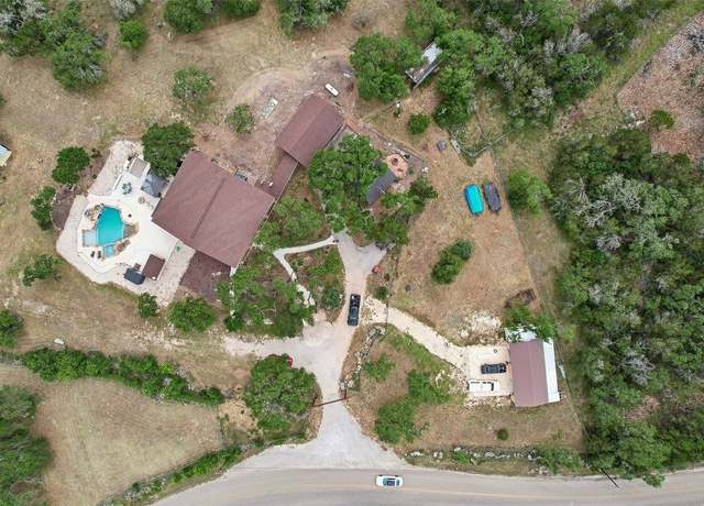 Property at 4401 Hilliard Rd, San Marcos, TX 78666, 3 beds, 2.5 baths