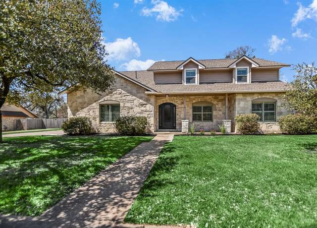 Property at 11402 Pencewood Dr, Austin, TX 78750, 5 beds, 3.5 baths