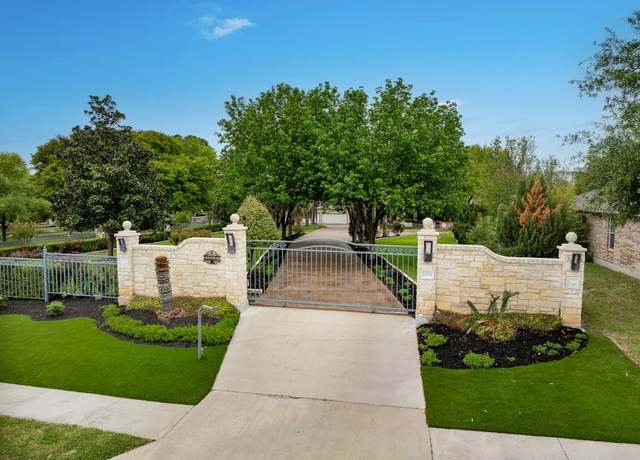 Property at 2804 Barefoot Ln, Round Rock, TX 78665, 5 beds, 5 baths