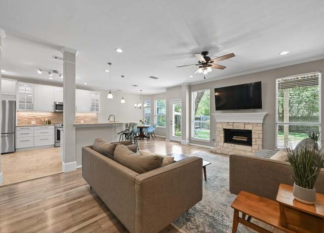 Property at 10925 Mint Julep Dr, Austin, TX 78748, 4 beds, 3 baths