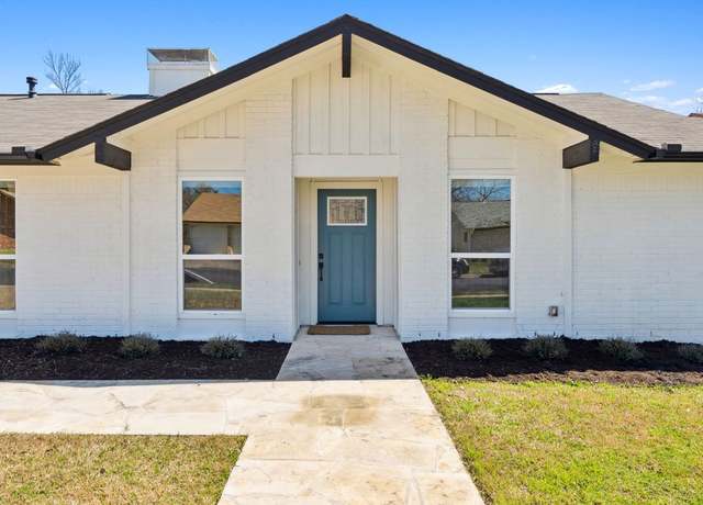 Property at 11601 Elk Park Trl, Austin, TX 78759, 3 beds, 2 baths
