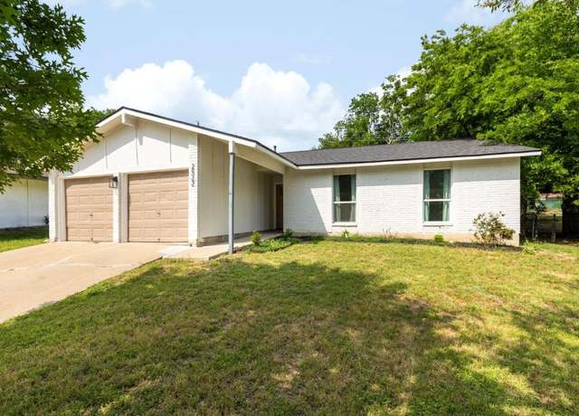 Property at 2522 Chaparral Trl, Austin, TX 78744, 3 beds, 2 baths