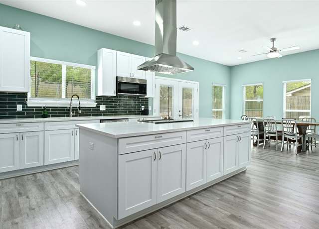 Property at 7317 Shadywood Dr, Austin, TX 78745, 4 beds, 3.5 baths