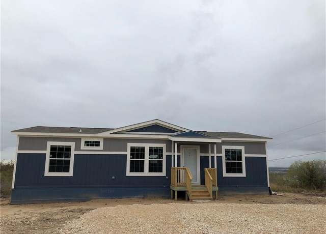 Property at 1098 Engelke Rd, Buda, TX 78640, 3 beds, 2 baths