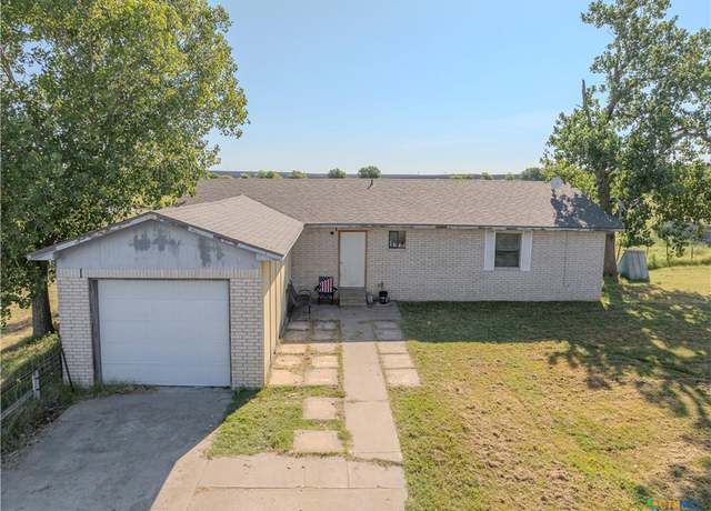 Property at 9796 E Us Highway 190, Rogers, TX 76569, 3 beds, 1.5 baths
