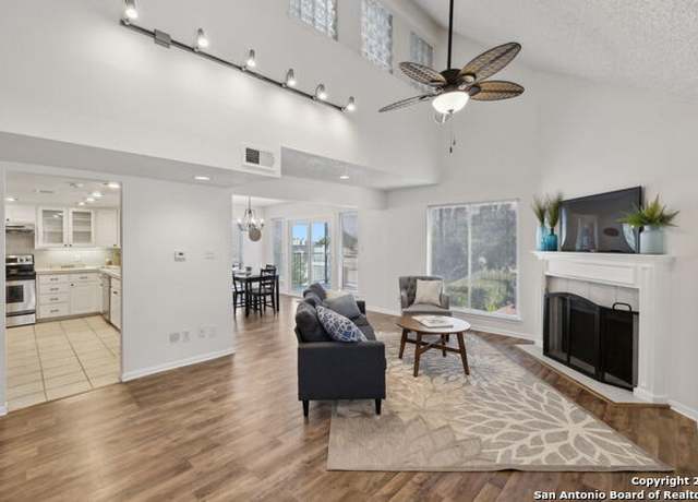 Property at 2918 Ranch Road 620 Rd N Unit C122, Austin, TX 78734, 3 beds, 3 baths