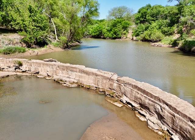 Property at 611 County Road 430, Mullin, TX 76871, 3 beds, 1 bath