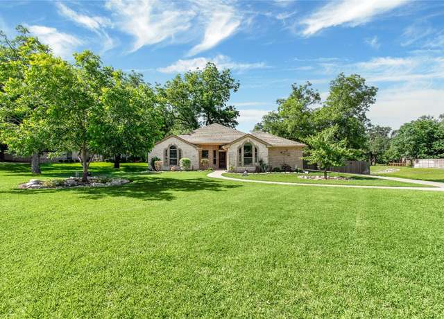 Property at 835 Ridgeoak Dr, Belton, TX 76513, 4 beds, 2.5 baths