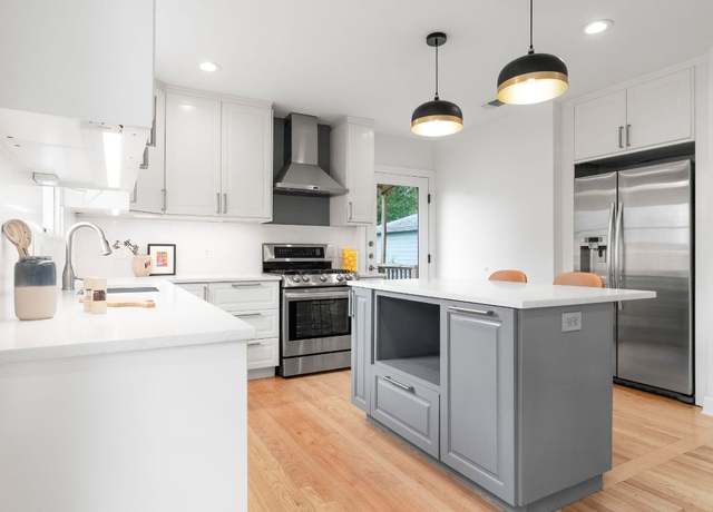 Property at 502 E 46th St, Austin, TX 78751, 3 beds, 1 bath