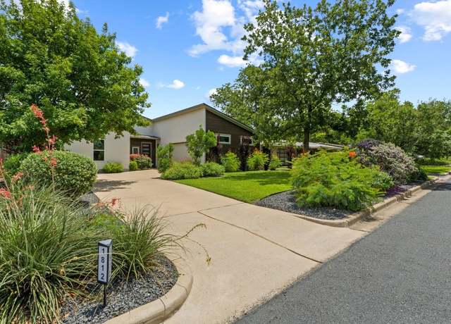 Property at 1812 Aggie Ln, Austin, TX 78757, 4 beds, 3 baths