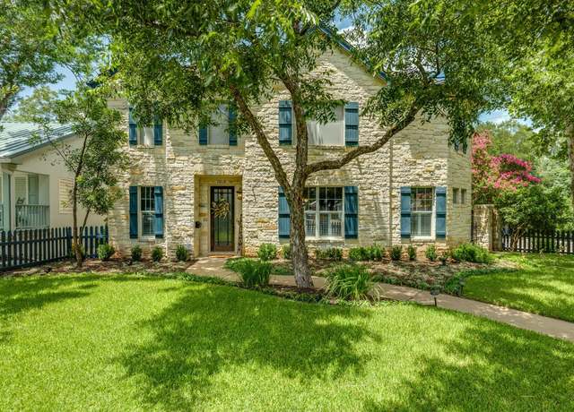 Property at 1818 W 39th St, Austin, TX 78731, 3 beds, 2.5 baths