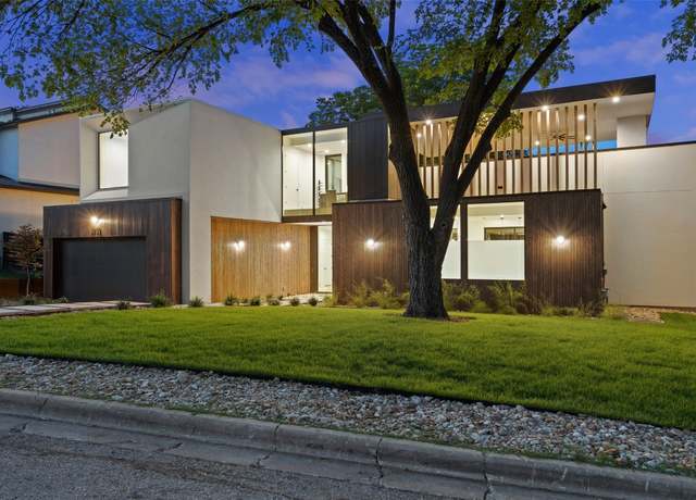 Property at 2502 Barhill Dr, Austin, TX 78704, 5 beds, 3.5 baths