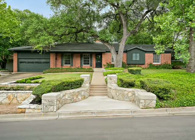 Property at 2615 Spring Ln, Austin, TX 78703, 3 beds, 2 baths