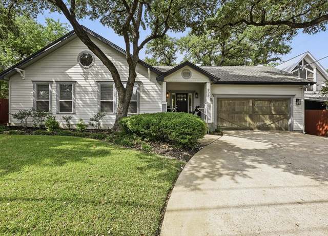 Property at 905 Juanita St, Austin, TX 78704, 3 beds, 2 baths