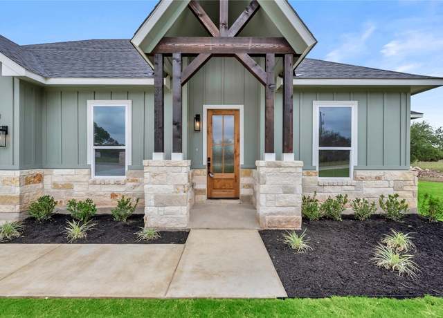 Property at 111 Draper Ln, Bertram, TX 78605, 4 beds, 2 baths