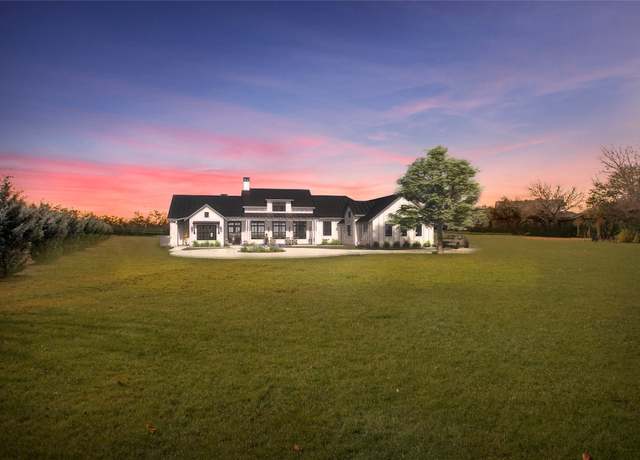 Property at 623 Dario Dr, Dripping Springs, TX 78620, 4 beds, 4 baths