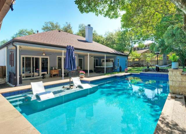 Property at 10210 Colonial Club Dr, Austin, TX 78747, 3 beds, 2.5 baths