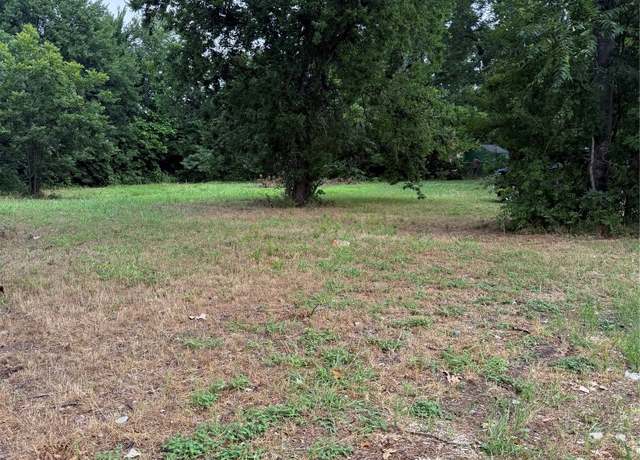 Property at 708 N Polk Ave, Cameron, TX 76520