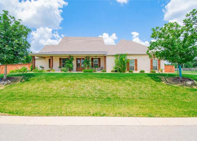 Property at 2050 Chalk Mill Xing, Salado, TX 76571, 4 beds, 4 baths