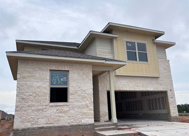 Property at 114 Holzinger Bnd, Bastrop, TX 78602, 5 beds, 4 baths