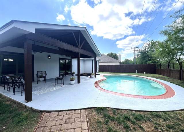 Property at 404 Patton Cv, Bastrop, TX 78602, 4 beds, 2 baths