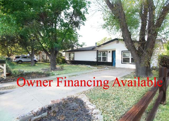 Property at 327 W Mulberry St, Fredericksburg, TX 78624, 3 beds, 2 baths
