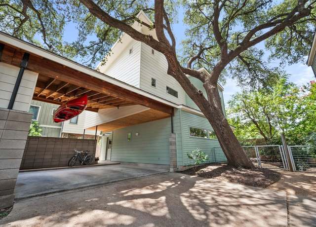 Property at 1411 E 2nd St Unit B2, Austin, TX 78702, 3 beds, 2.5 baths