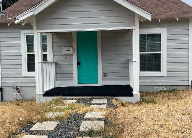 Property at 2108 E 12th St, Austin, TX 78702, 2 beds, 1 bath