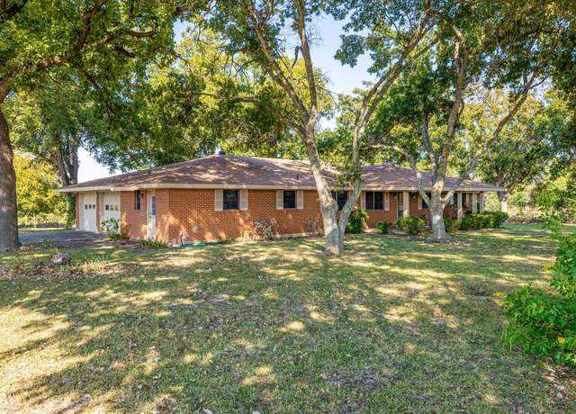 Property at 10025 Fm 1660, Hutto, TX 78634, 3 beds, 2.5 baths