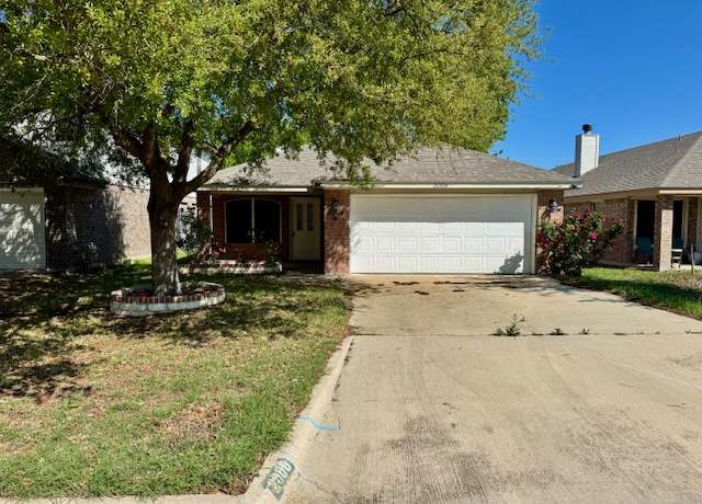 Property at 2006 Flagstaff Dr, Killeen, TX 76543, 3 beds, 2 baths