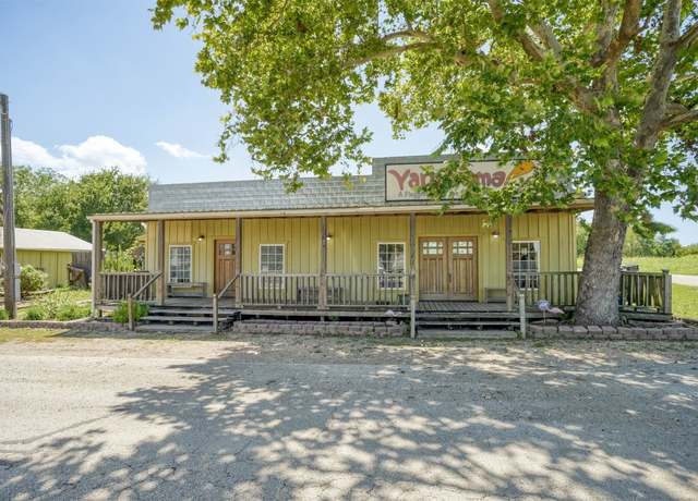 Property at 128 & 130 Gonzales St, Paige, TX 78659, 3 beds, 2 baths