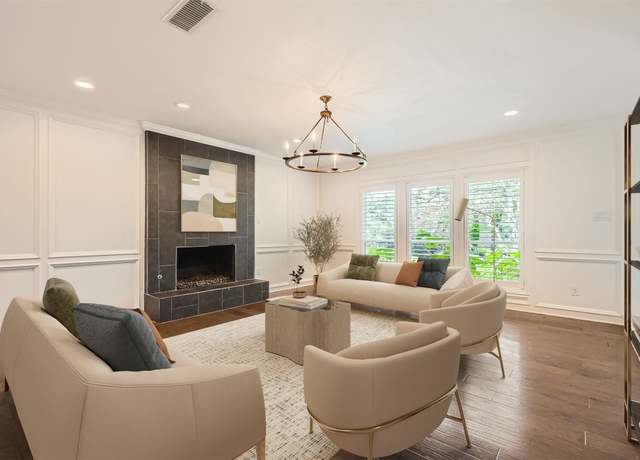Property at 1511 Wilson Heights Dr, Austin, TX 78746, 5 beds, 3.5 baths
