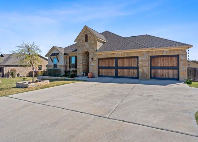 Property at 197 Fort Sumner St, Dripping Springs, TX 78620, 4 beds, 3 baths