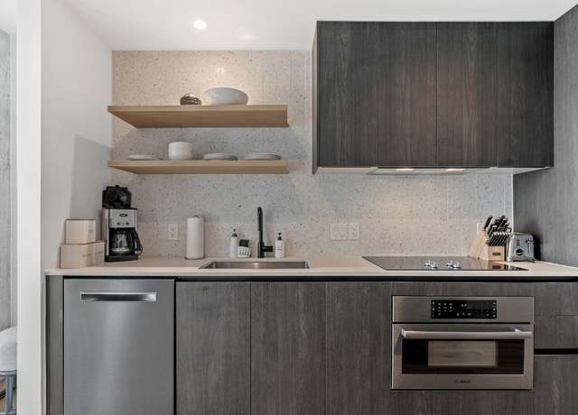 Property at 48 East Ave #1405, Austin, TX 78701, 1 bed, 1 bath