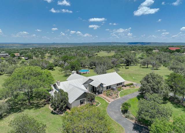 Property at 3514 Fm 3509, Burnet, TX 78611, 5 beds, 4.5 baths