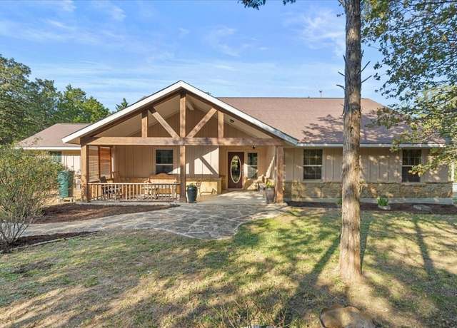 Property at 133 Blue Jack Oak Ln, Bastrop, TX 78602, 3 beds, 2 baths