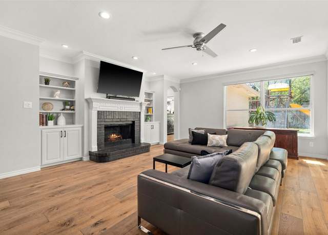 Property at 3420 Benecia Ct, Austin, TX 78738, 4 beds, 2 baths