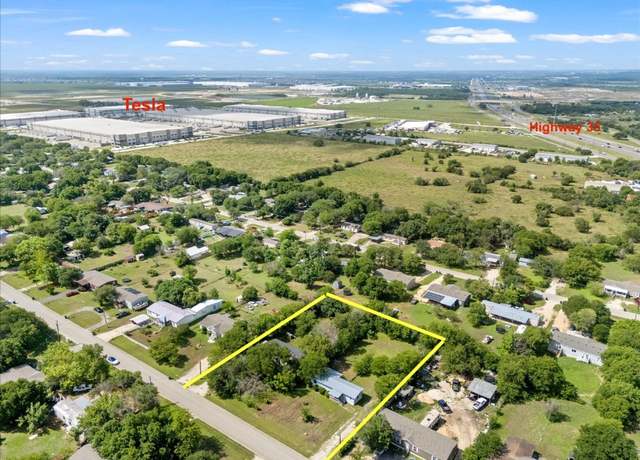 Property at 272 Quail Ridge Dr, Kyle, TX 78640, 2 beds, 2 baths