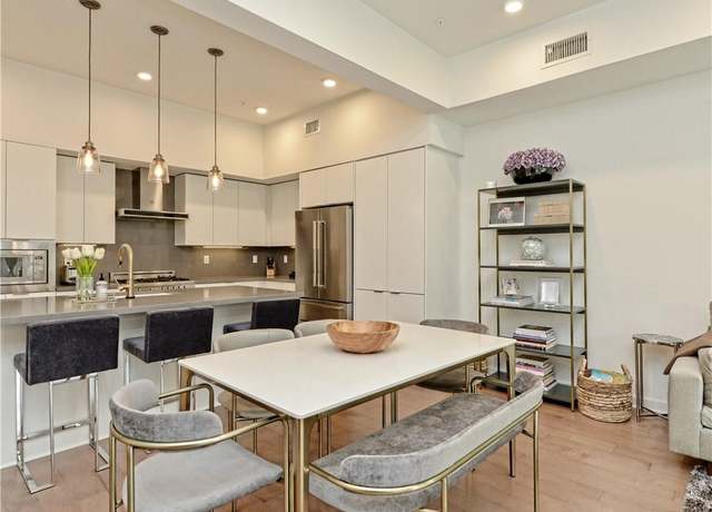 Property at 2003 Wilson St #2, Austin, TX 78704, 3 beds, 3.5 baths