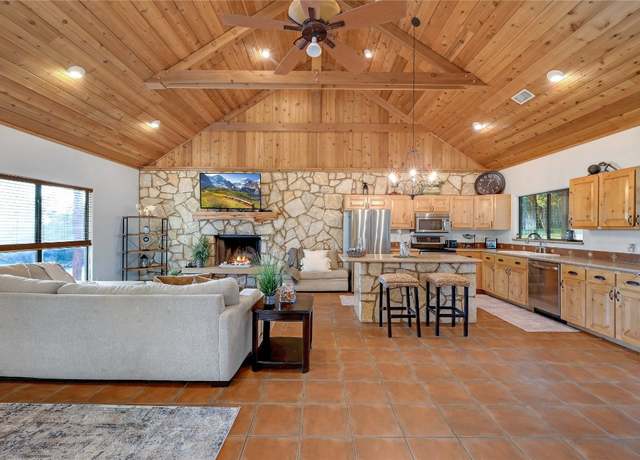 Property at 401 Madrone Canyon Dr, Dripping Springs, TX 78620, 3 beds, 3 baths